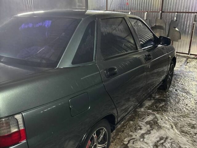 Зеленый ВАЗ 2110, объемом двигателя 1.6 л и пробегом 180 тыс. км за 2100 $, фото 7 на Automoto.ua