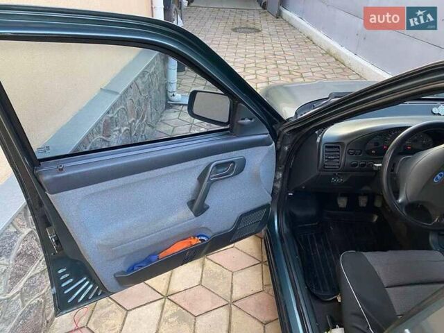 Зеленый ВАЗ 2110, объемом двигателя 1.6 л и пробегом 104 тыс. км за 3400 $, фото 4 на Automoto.ua