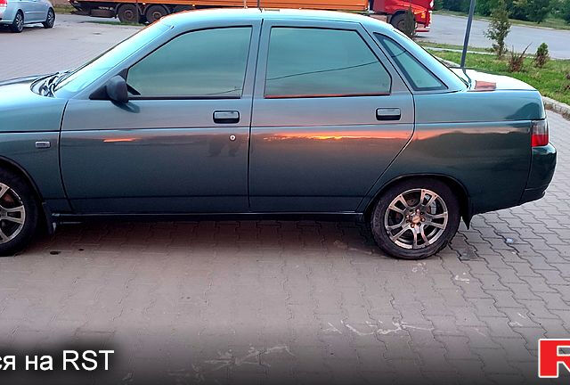Зеленый ВАЗ 2110, объемом двигателя 1.6 л и пробегом 267 тыс. км за 2400 $, фото 1 на Automoto.ua