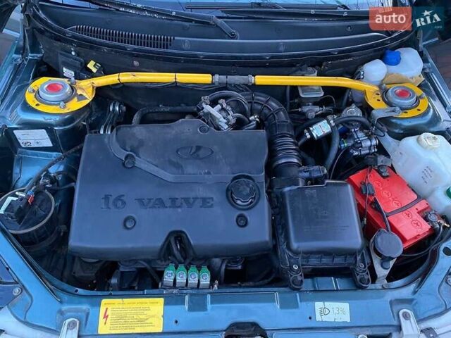 Зеленый ВАЗ 2110, объемом двигателя 1.6 л и пробегом 190 тыс. км за 3000 $, фото 27 на Automoto.ua