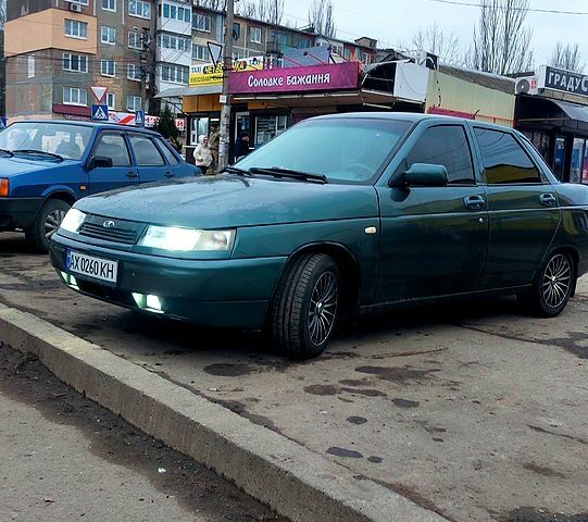 Зелений ВАЗ 2110, об'ємом двигуна 1.6 л та пробігом 195 тис. км за 3000 $, фото 1 на Automoto.ua