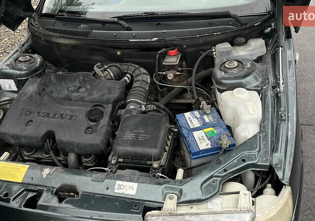 Зелений ВАЗ 2110, об'ємом двигуна 1.6 л та пробігом 152 тис. км за 2350 $, фото 10 на Automoto.ua