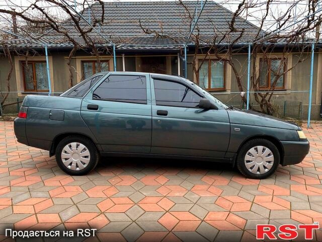 Зеленый ВАЗ 2110, объемом двигателя 1.6 л и пробегом 170 тыс. км за 3000 $, фото 5 на Automoto.ua