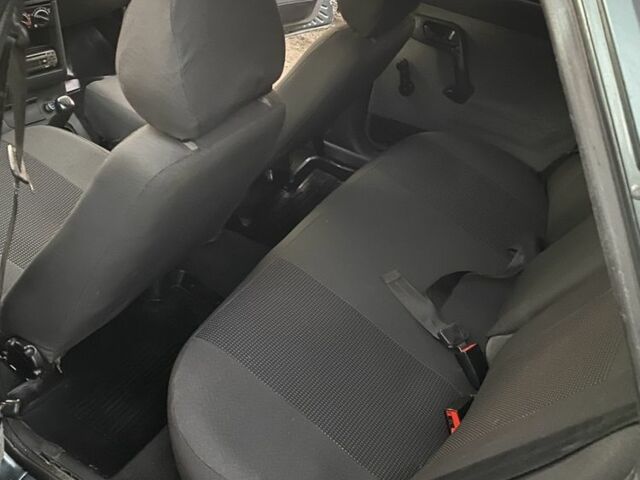 Зелений ВАЗ 2110, об'ємом двигуна 1.6 л та пробігом 134 тис. км за 2550 $, фото 6 на Automoto.ua