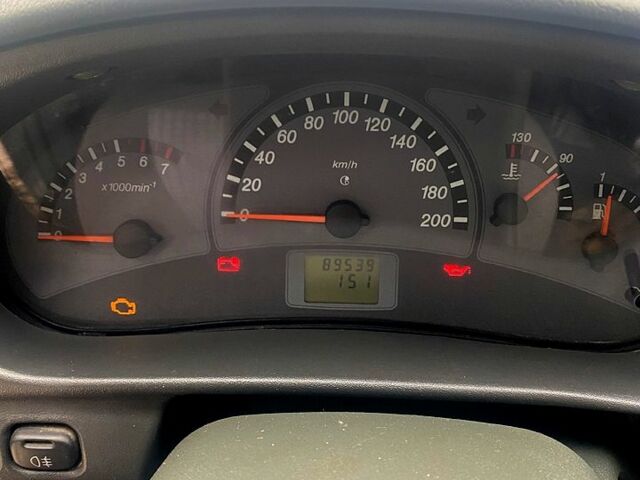 Зеленый ВАЗ 2110, объемом двигателя 1.6 л и пробегом 89 тыс. км за 2700 $, фото 5 на Automoto.ua