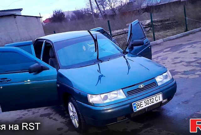 Зеленый ВАЗ 2110, объемом двигателя 1.6 л и пробегом 230 тыс. км за 2400 $, фото 3 на Automoto.ua