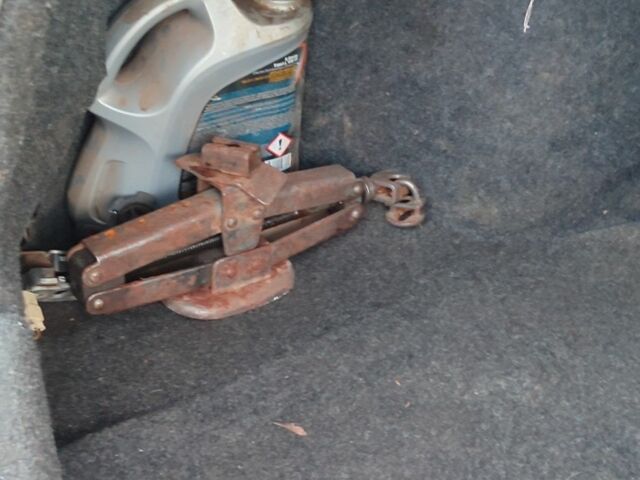 ВАЗ 2110 2008 у Шишаках на Automoto.ua Зелений ВАЗ 2110, об'ємом двигуна 1.6 л та пробігом 154 тис. км за 2100 $, фото 15 на Automoto.ua