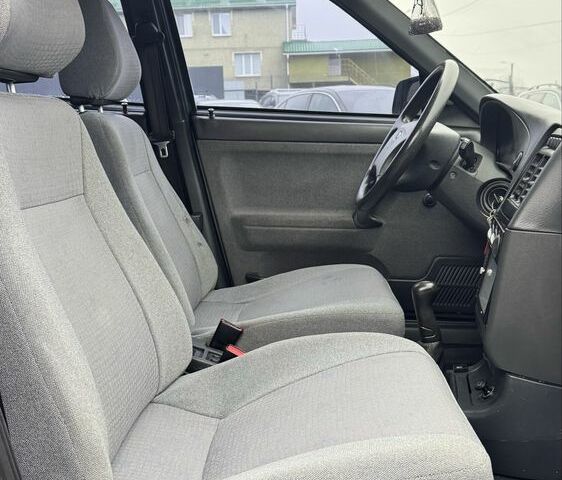 Зеленый ВАЗ 2110, объемом двигателя 1.6 л и пробегом 131 тыс. км за 3600 $, фото 17 на Automoto.ua