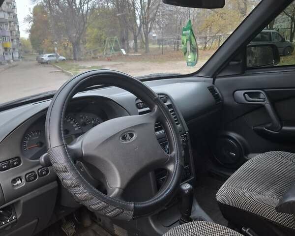 Зеленый ВАЗ 2110, объемом двигателя 1.6 л и пробегом 120 тыс. км за 2300 $, фото 8 на Automoto.ua