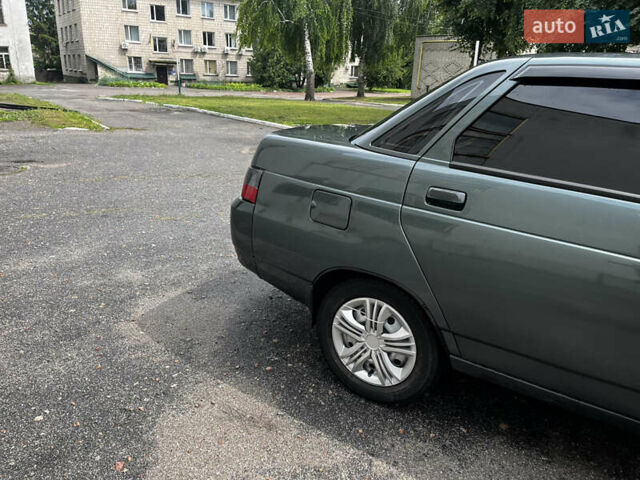 Зеленый ВАЗ 2110, объемом двигателя 1.6 л и пробегом 75 тыс. км за 3555 $, фото 4 на Automoto.ua