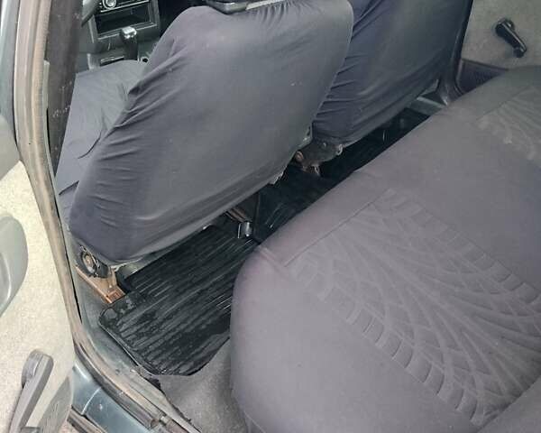 Зеленый ВАЗ 2110, объемом двигателя 1.6 л и пробегом 180 тыс. км за 1900 $, фото 2 на Automoto.ua