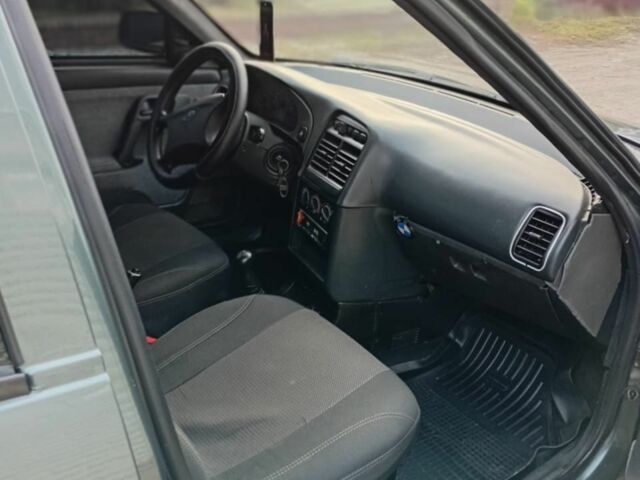 ВАЗ 2110 2009 в Запорожье на Automoto.ua Зеленый ВАЗ 2110, объемом двигателя 1 л и пробегом 1000 тыс. км за 1850 $, фото 9 на Automoto.ua