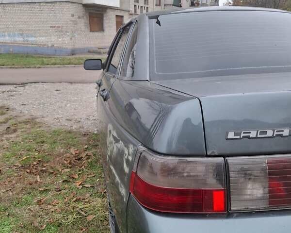 Зеленый ВАЗ 2110, объемом двигателя 1.6 л и пробегом 120 тыс. км за 2300 $, фото 6 на Automoto.ua