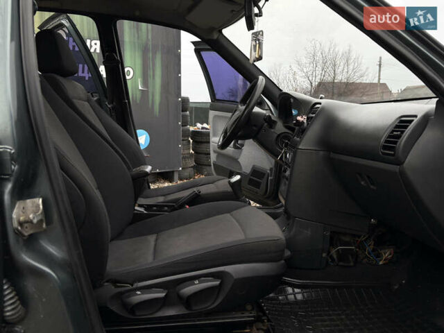 Зеленый ВАЗ 2110, объемом двигателя 1.6 л и пробегом 275 тыс. км за 2750 $, фото 17 на Automoto.ua