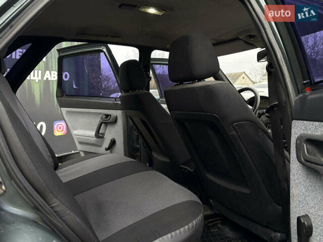 Зеленый ВАЗ 2110, объемом двигателя 1.6 л и пробегом 275 тыс. км за 2750 $, фото 15 на Automoto.ua