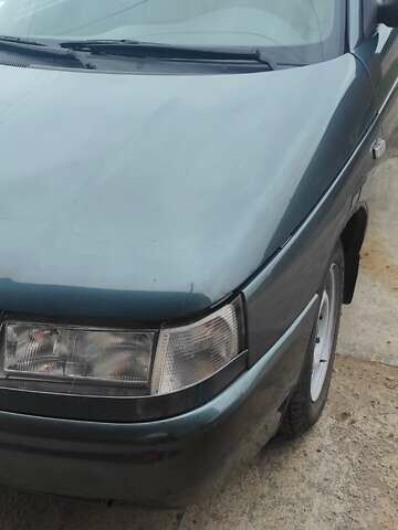 Зеленый ВАЗ 2110, объемом двигателя 1.6 л и пробегом 12 тыс. км за 5000 $, фото 1 на Automoto.ua