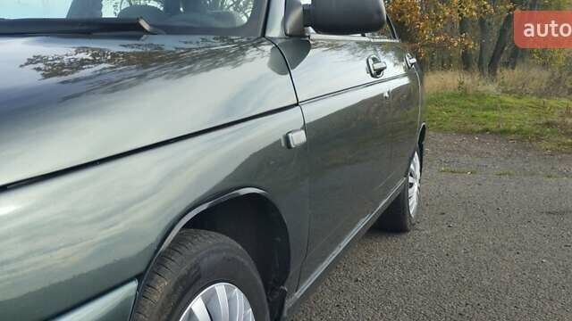 Зелений ВАЗ 2110, об'ємом двигуна 1.6 л та пробігом 159 тис. км за 2500 $, фото 8 на Automoto.ua