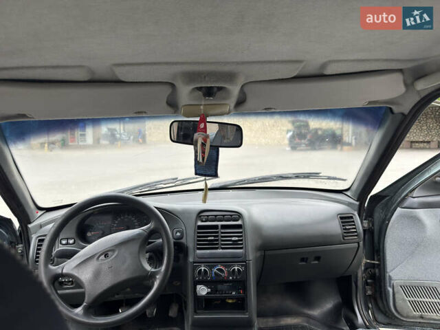 Зелений ВАЗ 2110, об'ємом двигуна 1.6 л та пробігом 180 тис. км за 1650 $, фото 8 на Automoto.ua