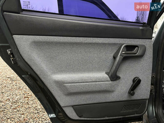 Зеленый ВАЗ 2110, объемом двигателя 1.6 л и пробегом 275 тыс. км за 2750 $, фото 14 на Automoto.ua