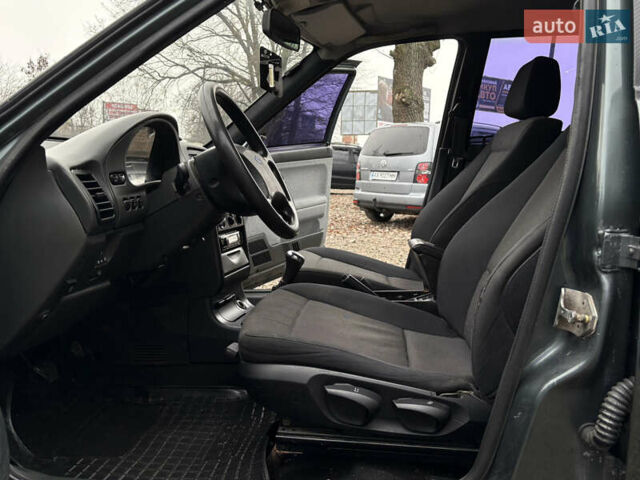 Зеленый ВАЗ 2110, объемом двигателя 1.6 л и пробегом 275 тыс. км за 2750 $, фото 8 на Automoto.ua