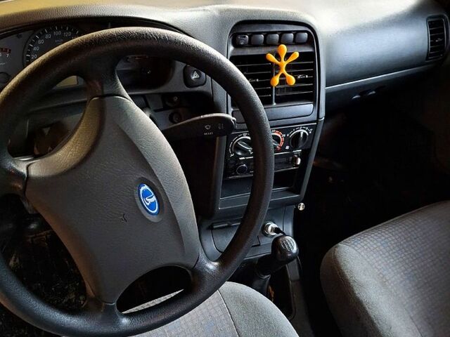 Зелений ВАЗ 2110, об'ємом двигуна 1.6 л та пробігом 163 тис. км за 2350 $, фото 9 на Automoto.ua