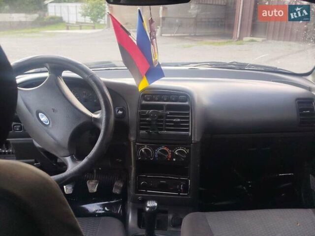 Зелений ВАЗ 2110, об'ємом двигуна 1.6 л та пробігом 200 тис. км за 1250 $, фото 11 на Automoto.ua