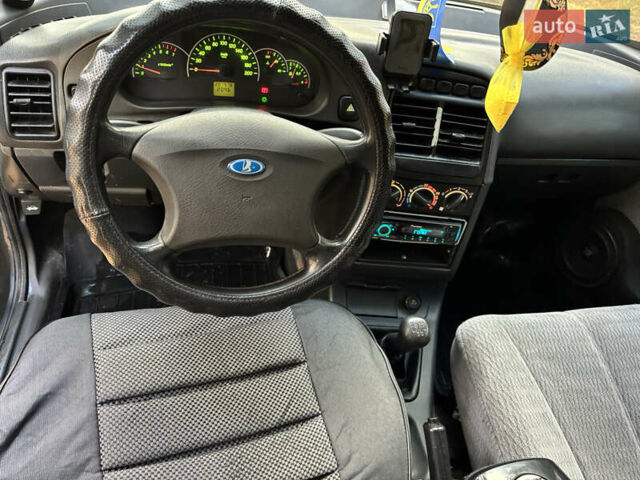 Зелений ВАЗ 2110, об'ємом двигуна 1.6 л та пробігом 200 тис. км за 2400 $, фото 6 на Automoto.ua