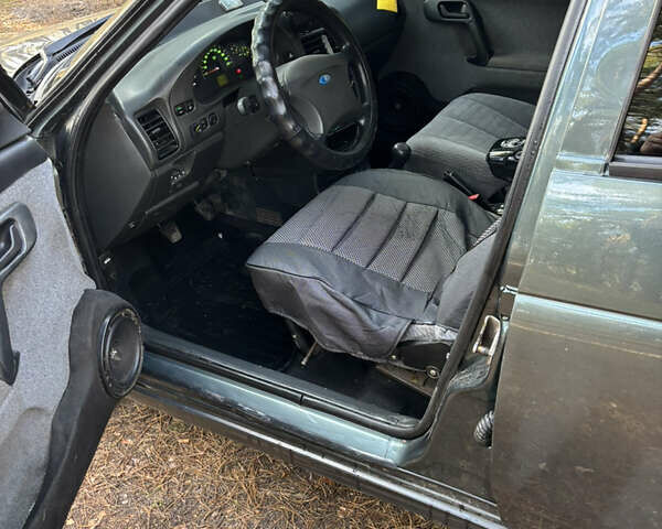 Зелений ВАЗ 2110, об'ємом двигуна 1.6 л та пробігом 200 тис. км за 2400 $, фото 5 на Automoto.ua