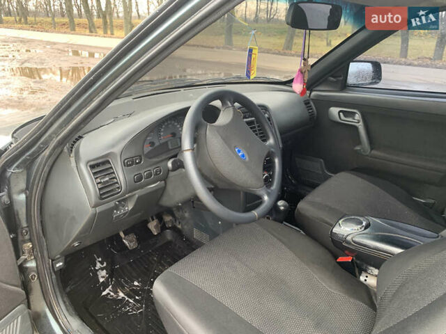 Зеленый ВАЗ 2110, объемом двигателя 1.6 л и пробегом 213 тыс. км за 2750 $, фото 6 на Automoto.ua