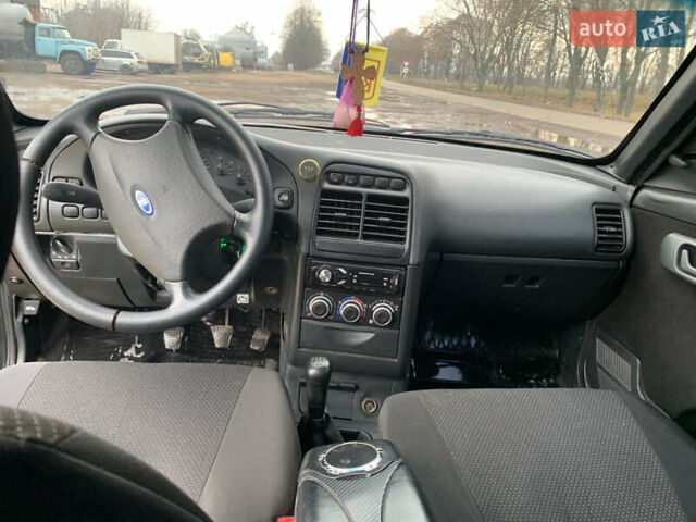 Зеленый ВАЗ 2110, объемом двигателя 1.6 л и пробегом 213 тыс. км за 2750 $, фото 7 на Automoto.ua