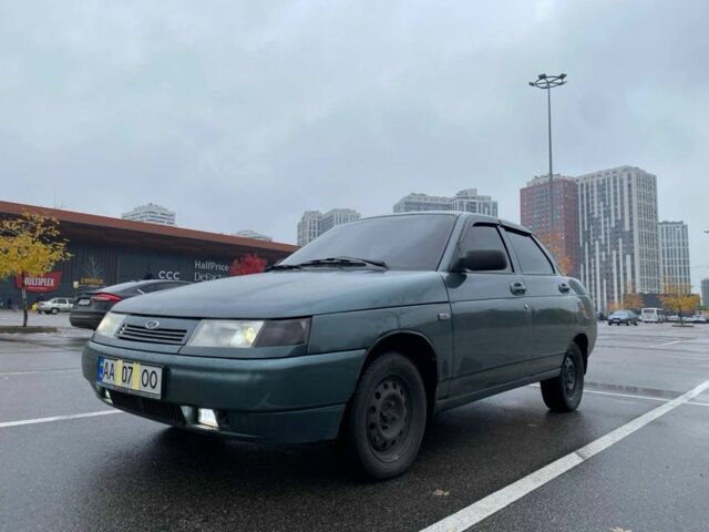 Зеленый ВАЗ 2110, объемом двигателя 1.6 л и пробегом 210 тыс. км за 2500 $, фото 2 на Automoto.ua