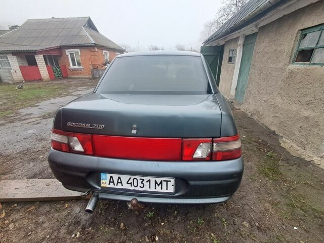 Зеленый ВАЗ 2110, объемом двигателя 1.6 л и пробегом 200 тыс. км за 1750 $, фото 1 на Automoto.ua