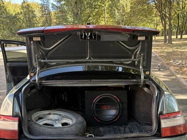 Зелений ВАЗ 2110, об'ємом двигуна 1.6 л та пробігом 240 тис. км за 3100 $, фото 5 на Automoto.ua