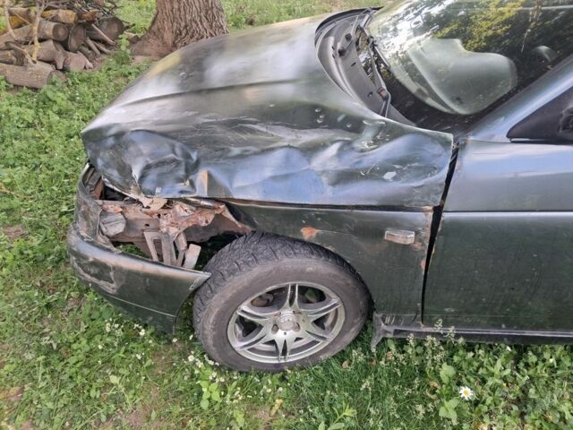 Зеленый ВАЗ 2110, объемом двигателя 1.6 л и пробегом 200 тыс. км за 1750 $, фото 9 на Automoto.ua