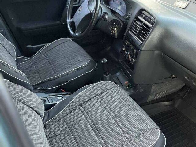 Зелений ВАЗ 2110, об'ємом двигуна 1.6 л та пробігом 160 тис. км за 2800 $, фото 10 на Automoto.ua