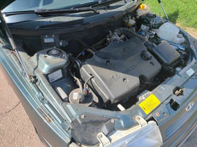 Зелений ВАЗ 2110, об'ємом двигуна 1.6 л та пробігом 1 тис. км за 3500 $, фото 8 на Automoto.ua