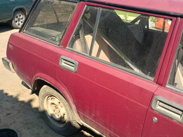 Красный ВАЗ 21104, объемом двигателя 1 л и пробегом 40 тыс. км за 600 $, фото 7 на Automoto.ua