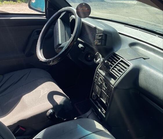 Сірий ВАЗ 21104, об'ємом двигуна 1.6 л та пробігом 225 тис. км за 1550 $, фото 4 на Automoto.ua