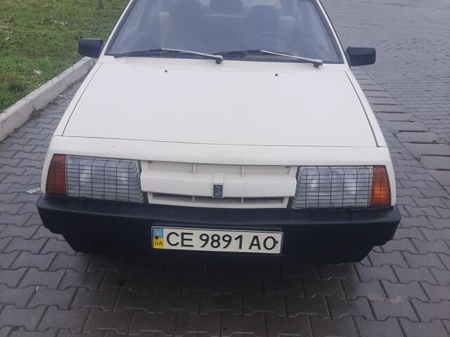 Белый ВАЗ 21108, объемом двигателя 1.3 л и пробегом 800 тыс. км за 1050 $, фото 4 на Automoto.ua