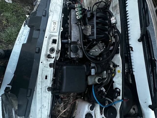 Белый ВАЗ 2111, объемом двигателя 1.6 л и пробегом 3 тыс. км за 800 $, фото 7 на Automoto.ua