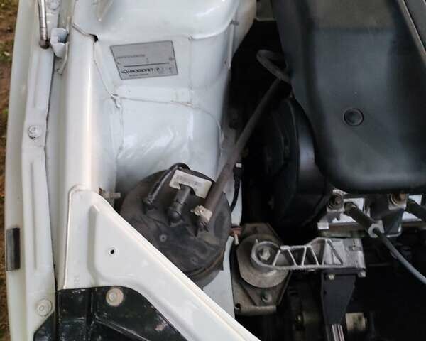 Белый ВАЗ 2111, объемом двигателя 1.6 л и пробегом 32 тыс. км за 3900 $, фото 15 на Automoto.ua