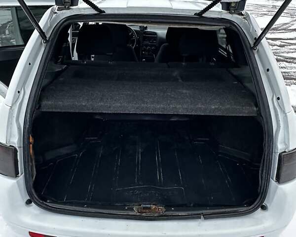 Белый ВАЗ 2111, объемом двигателя 1.6 л и пробегом 210 тыс. км за 1850 $, фото 12 на Automoto.ua