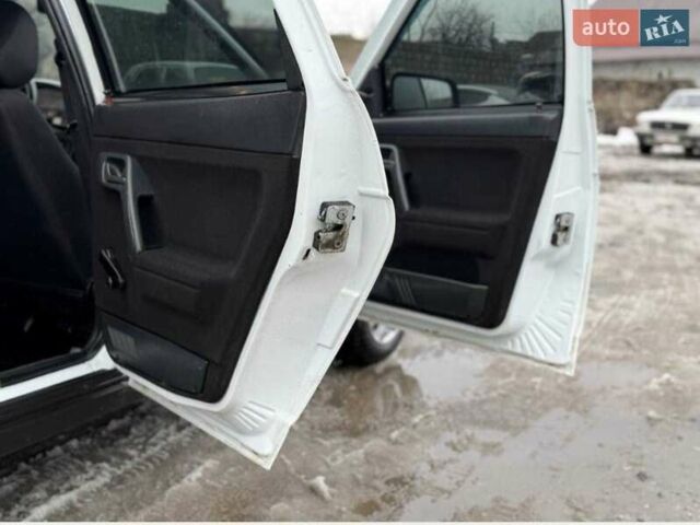 Білий ВАЗ 2111, об'ємом двигуна 1.6 л та пробігом 200 тис. км за 2700 $, фото 6 на Automoto.ua