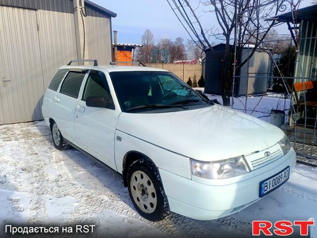 Белый ВАЗ 2111, объемом двигателя 1.6 л и пробегом 250 тыс. км за 2600 $, фото 1 на Automoto.ua