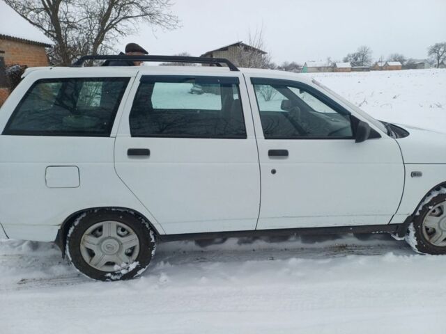 Білий ВАЗ 2111, об'ємом двигуна 1.6 л та пробігом 241 тис. км за 2600 $, фото 2 на Automoto.ua