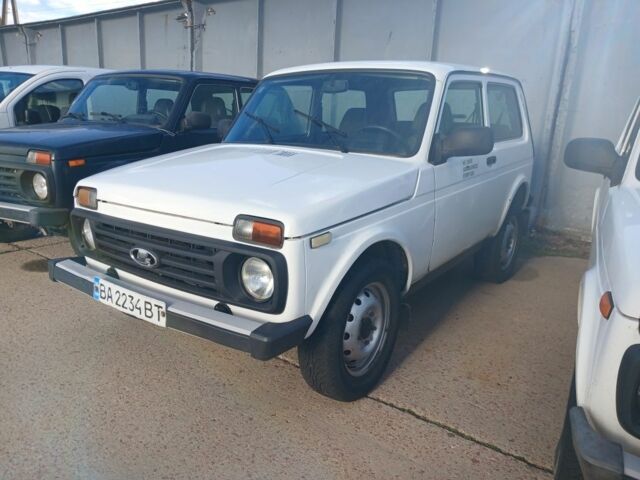 Белый ВАЗ 2111, объемом двигателя 1.7 л и пробегом 200 тыс. км за 3700 $, фото 1 на Automoto.ua