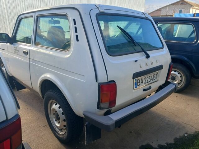 Белый ВАЗ 2111, объемом двигателя 1.7 л и пробегом 200 тыс. км за 3700 $, фото 4 на Automoto.ua