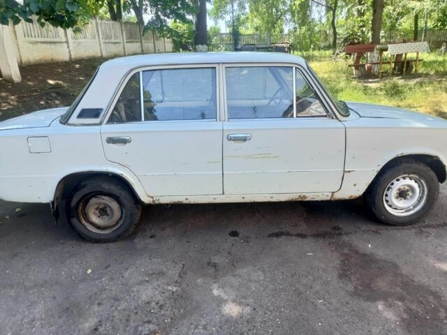 Белый ВАЗ 2111, объемом двигателя 0 л и пробегом 60 тыс. км за 385 $, фото 1 на Automoto.ua