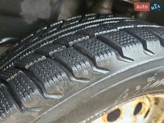 Бежевый ВАЗ 2111, объемом двигателя 1.5 л и пробегом 241 тыс. км за 1350 $, фото 13 на Automoto.ua