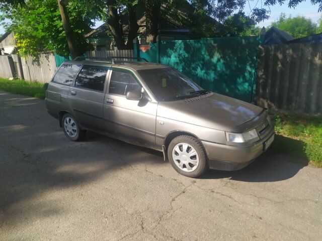 Бежевый ВАЗ 2111, объемом двигателя 0 л и пробегом 300 тыс. км за 1300 $, фото 4 на Automoto.ua